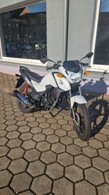 Honda CBF 125 - HONDA WEIß CBF 125