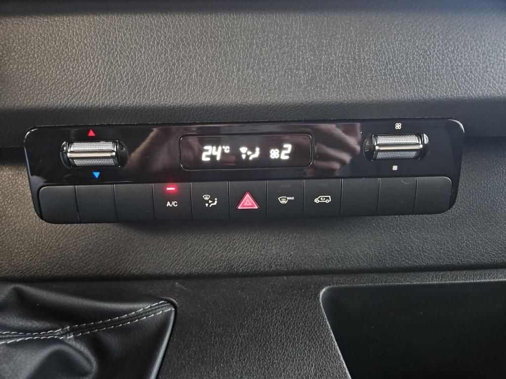 Fahrzeugabbildung Mercedes-Benz Sprinter 317 Kasten L2H2 Nav Schwingsitz SHZ EDW