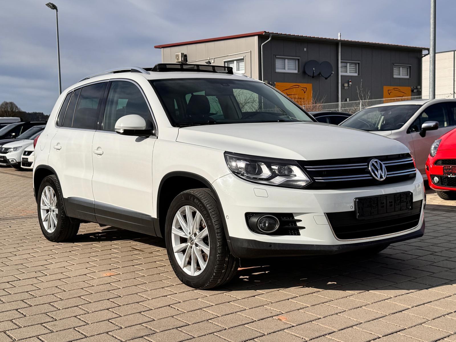 Volkswagen Tiguan Sport & Style BMT 4x4 ALLRAD PANORAMA