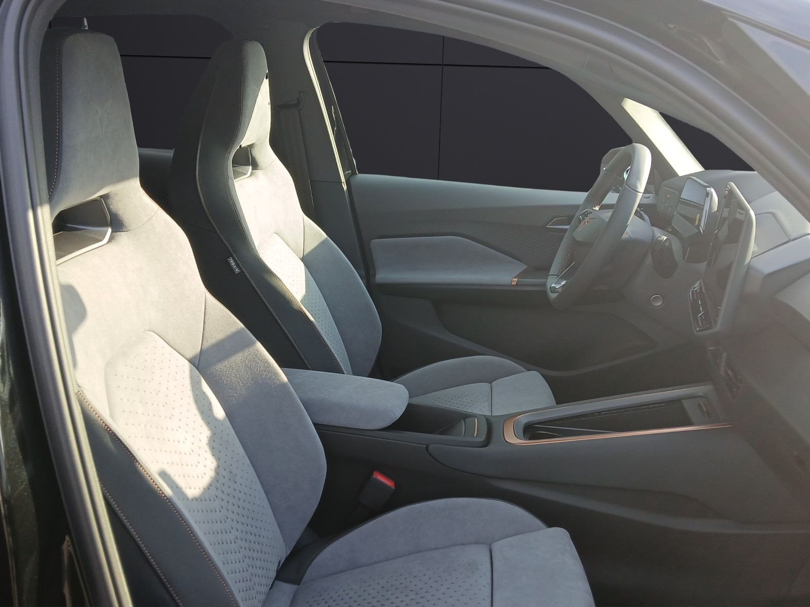 Fahrzeugabbildung CUPRA Born Edition Dynamic 79kW CargoP.