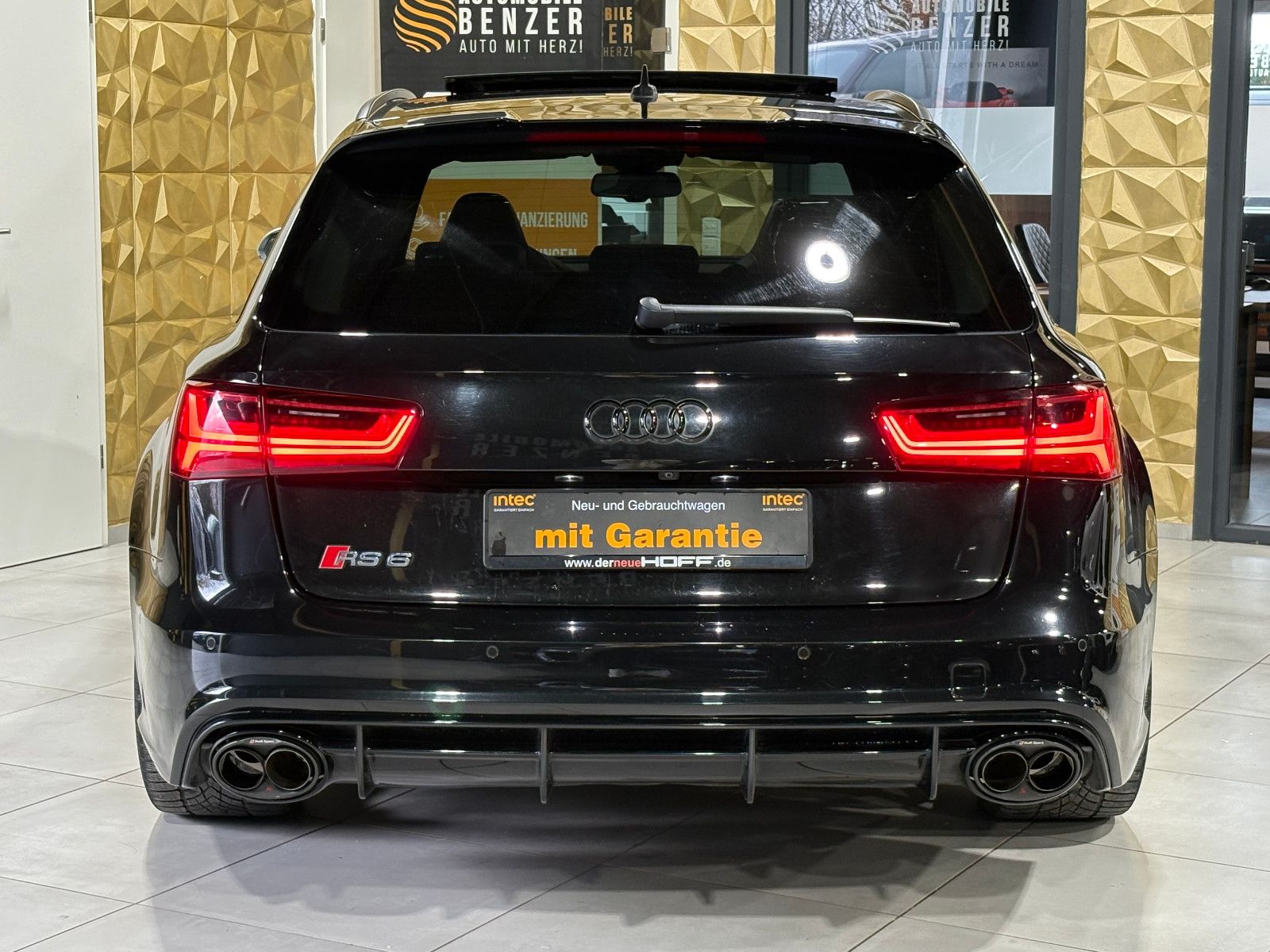 Fahrzeugabbildung Audi RS6 Avant 4.0 TFSI quattro performance/RAUTE/360