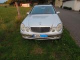 Mercedes-Benz E 240 T Avantgarde mit  LPG-Xenon-Navi-Sch... - Mercedes-Benz mit LPG-Antrieb: Kombi