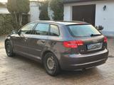 Audi A3 1.6 TDI (DPF) S tronic S line Sportback S... - Audi A3: Sportback Dpf