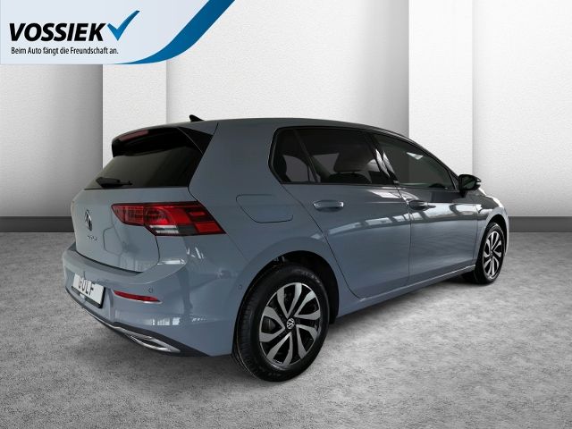 Golf 8 1.5 TSI Active NAVI KAMERA AHK 6-Gang