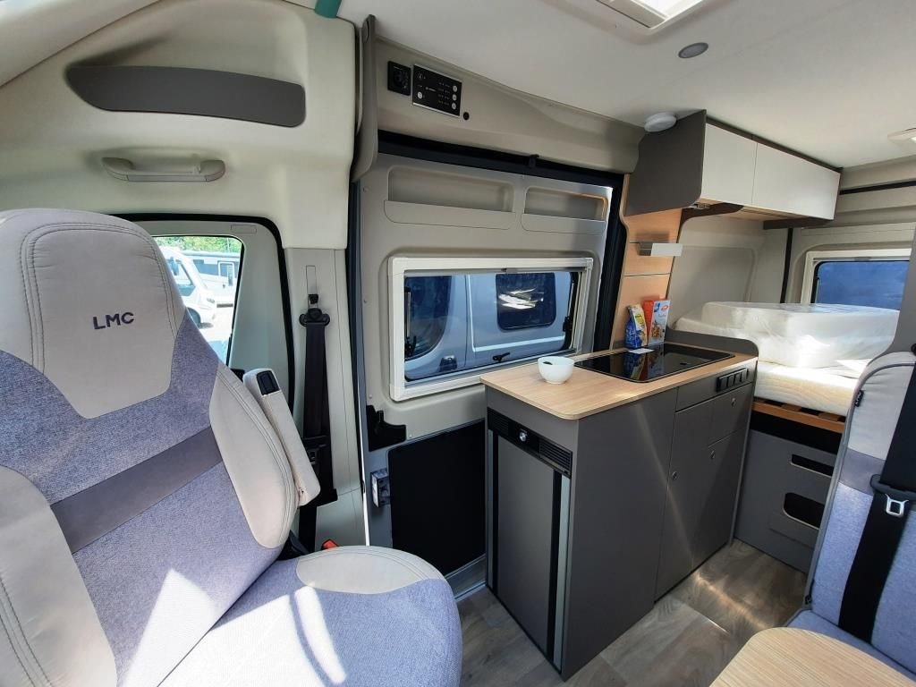 Fahrzeugabbildung LMC Innovan 540 Verfüg./Sparen Sie 16.421,- €