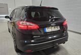 Ford Focus Turnier 1,6 EcoBoost Titanium BLACK - Ford Focus aus 2012: Ecoboost