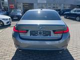 BMW 320 d Lim. x Drive AHK+Driving Assist - BMW 320 mit Diesel-Antrieb: Grau