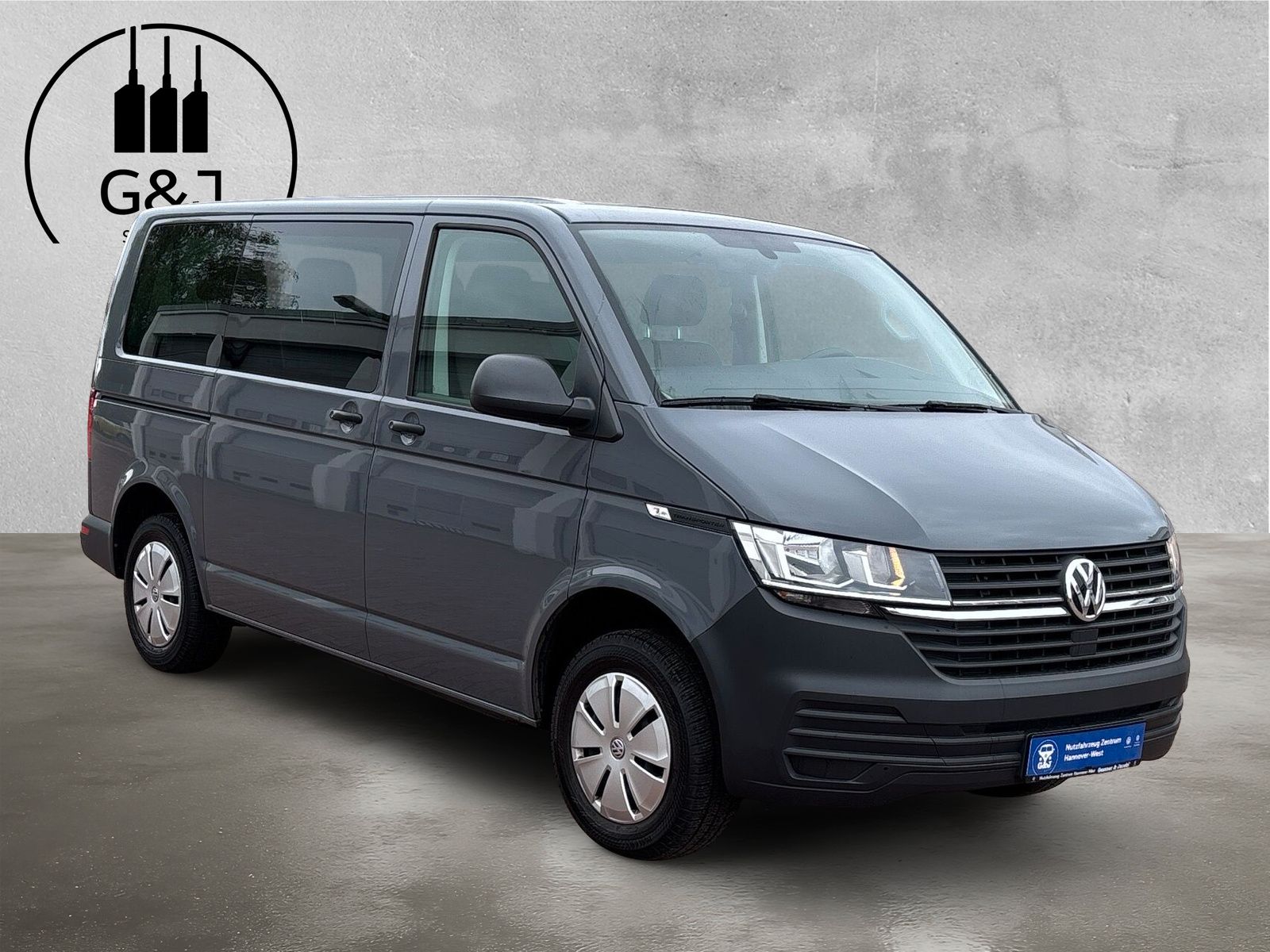 Fahrzeugabbildung Volkswagen T6.1 Transporter Kombi 2.0 TDI AHK PDC 8-Sitzer