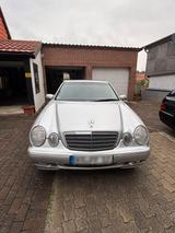 Mercedes-Benz Mercedes Benz W210 E200 - Mercedes-Benz E 200: Limousine, W210