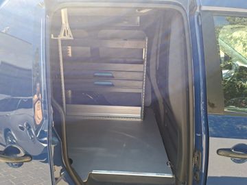 Volkswagen Caddy - 9