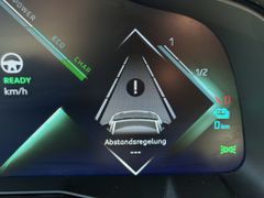 Fahrzeugabbildung DS Automobiles DS 7 Crossback 1.6 E-Tense 300 Performance Line