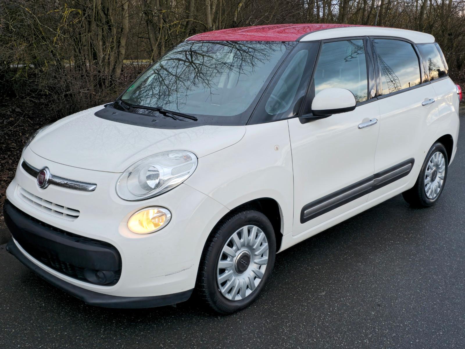 Fiat 500L LIVING Navi Pdc Klima 93TKM Motorlampe