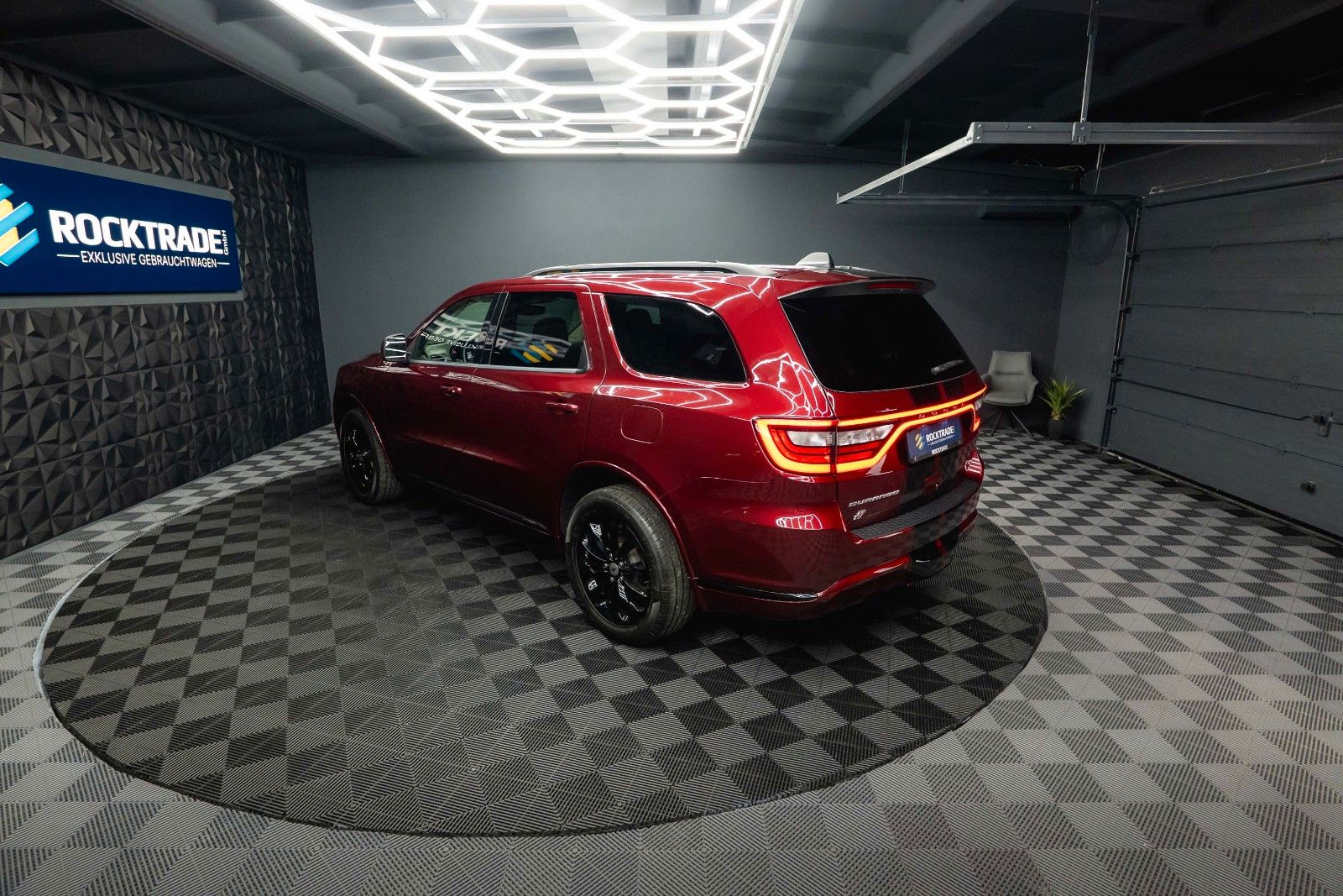 Fahrzeugabbildung Dodge Durango 3.6 V6 R/T 4x4 Night-Paket SRT Styling