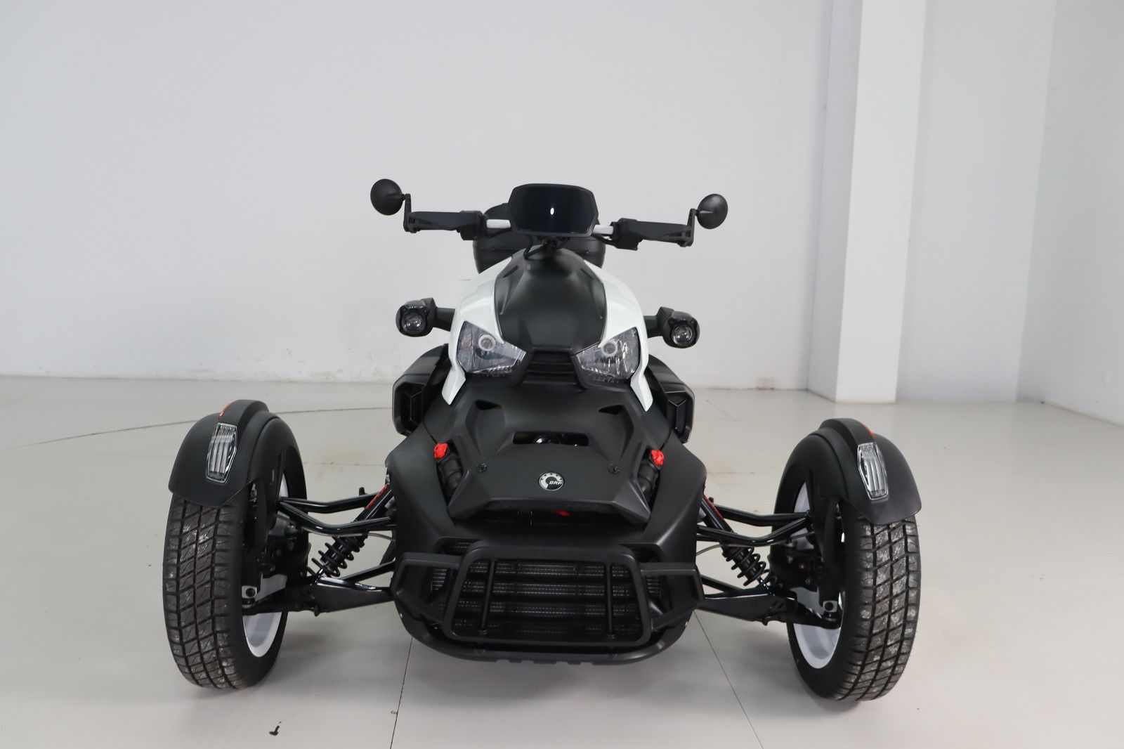 Fahrzeugabbildung Can-Am Ryker 900 Rallye * Top-Case * 1. Hand