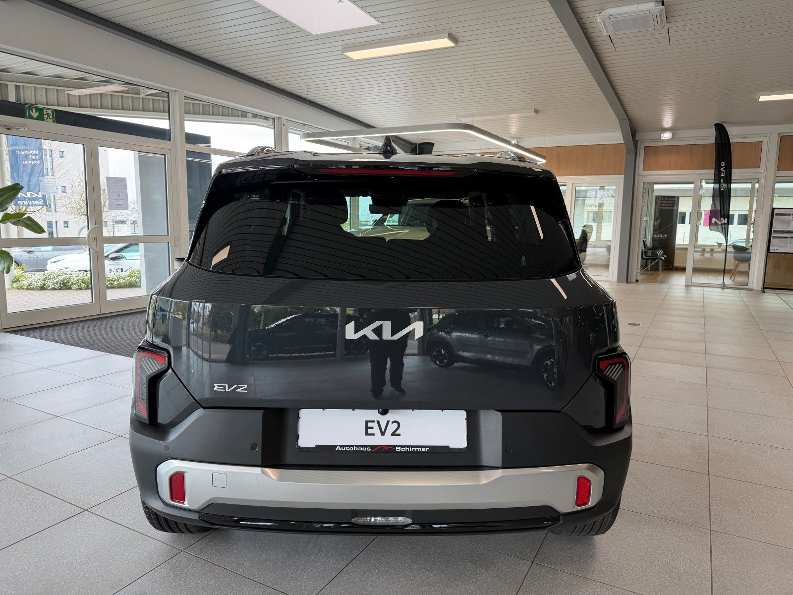 Fahrzeugabbildung Kia EV2 42.2 4S EARTH WIC 22AC TEC DWP DES