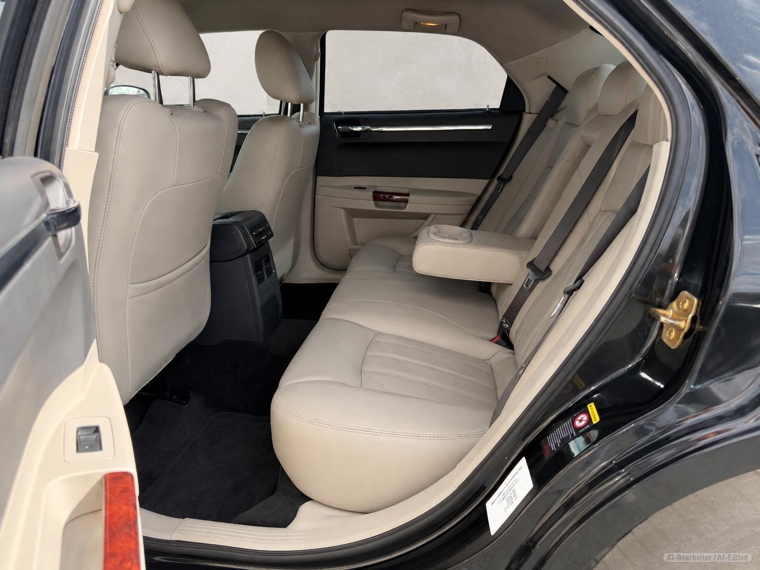 Chrysler 300C 3.5 Navi/Klimaa./Leder/Sitzheizung/Xenon