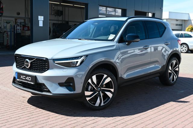 Volvo XC40 B4 DKG Ultra Dark*FSHZG*PANO*360°*ACC*AHK