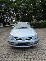 Nissan Almera Tino - gebrauchte Nissan Almera Tino aus dem Jahr 2003