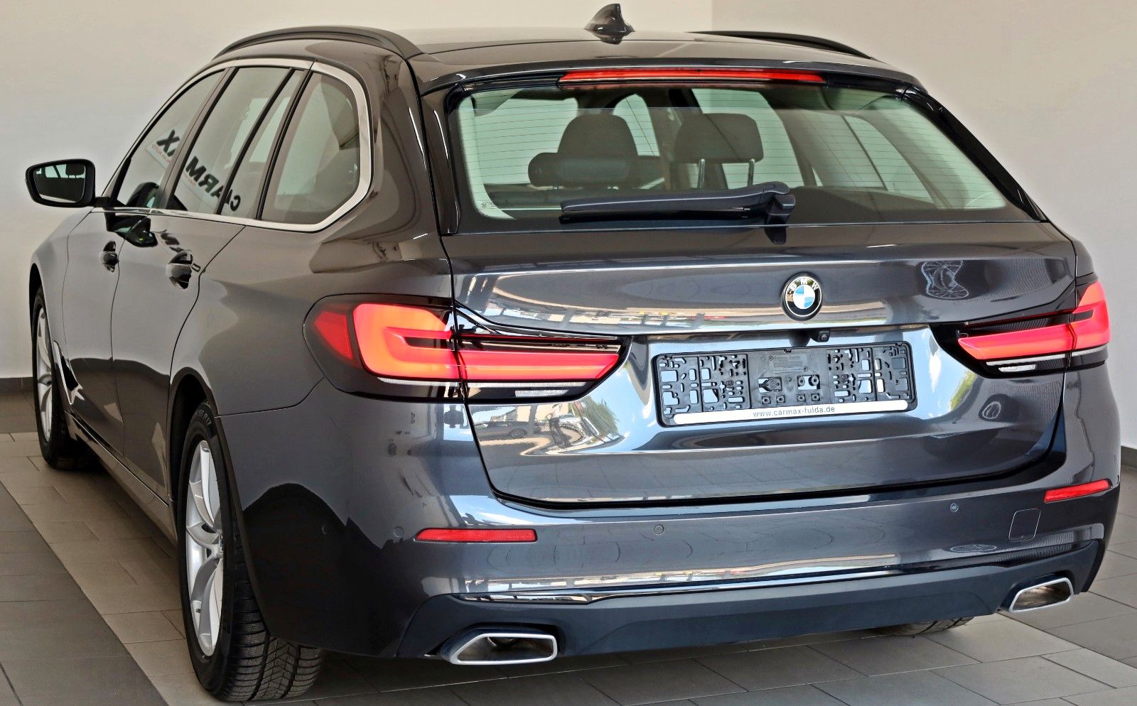 Fahrzeugabbildung BMW 520 d xDrive,Leder,Navi,LED,SH,Kamera, SR+WR