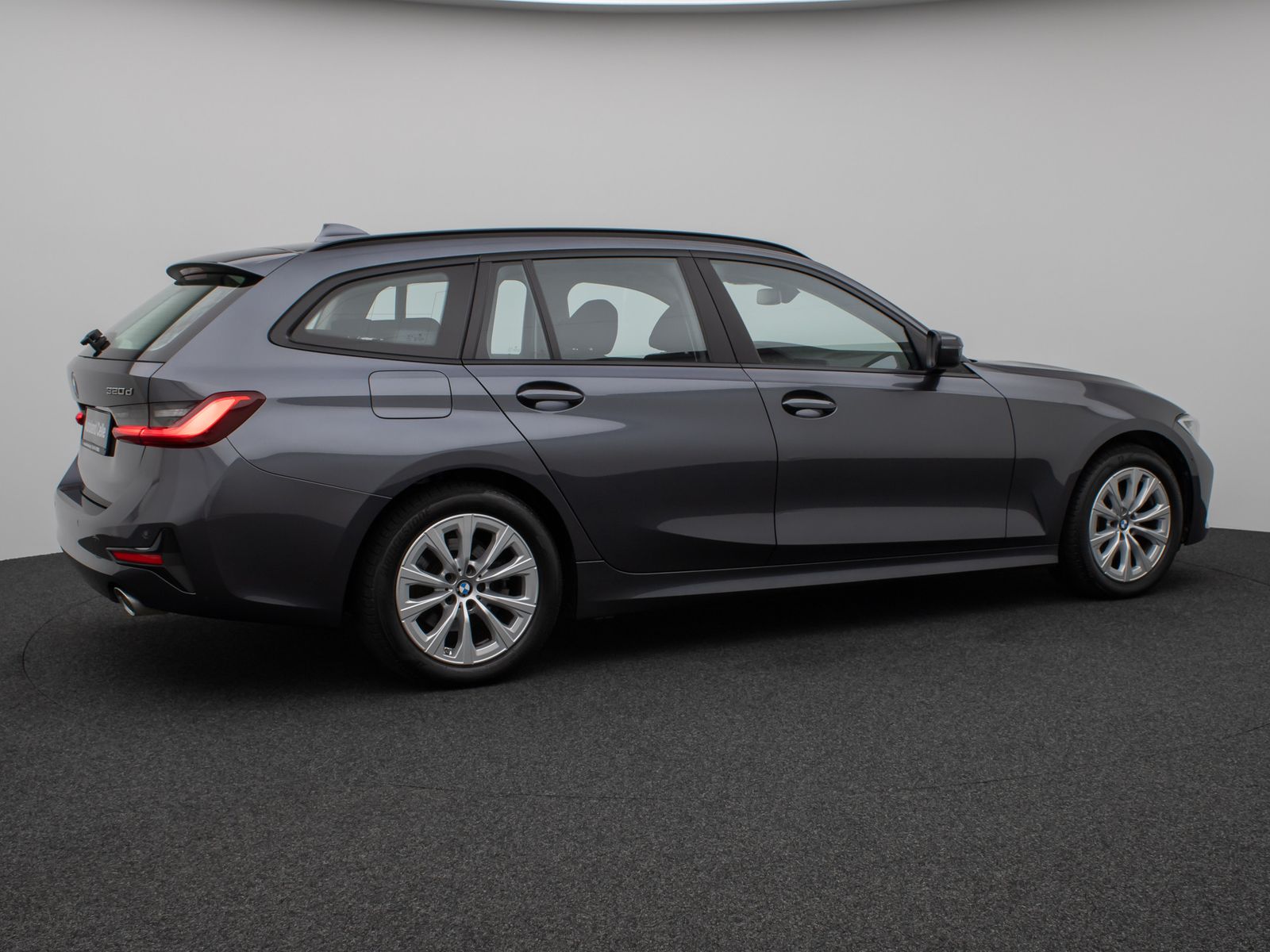 Fahrzeugabbildung BMW 320d  DAB CockPit+ Lordos PDC Geschwindigkeitsre