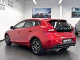 Volvo V40 T3 Momentum NAVI LED KAMERA TEMPOMAT - Volvo V40: Limousine
