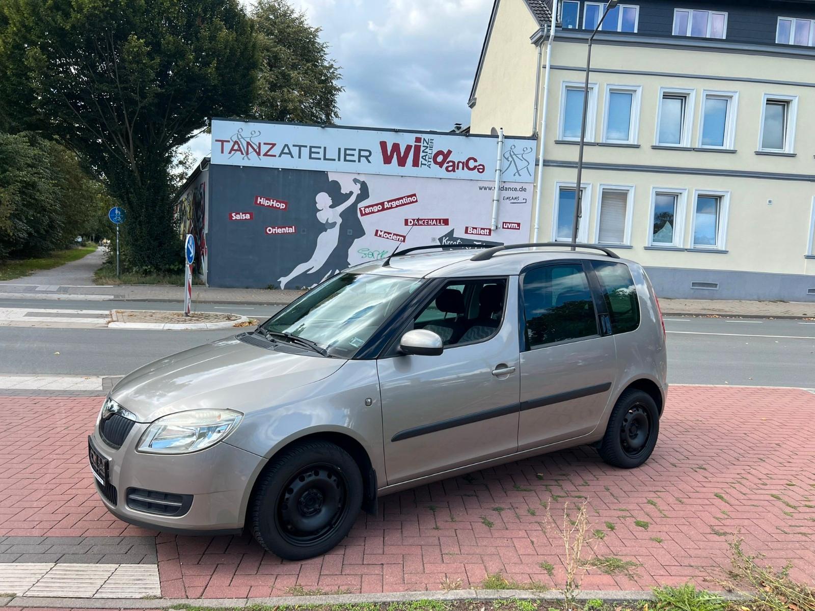 Skoda Roomster 2009 — photo 11