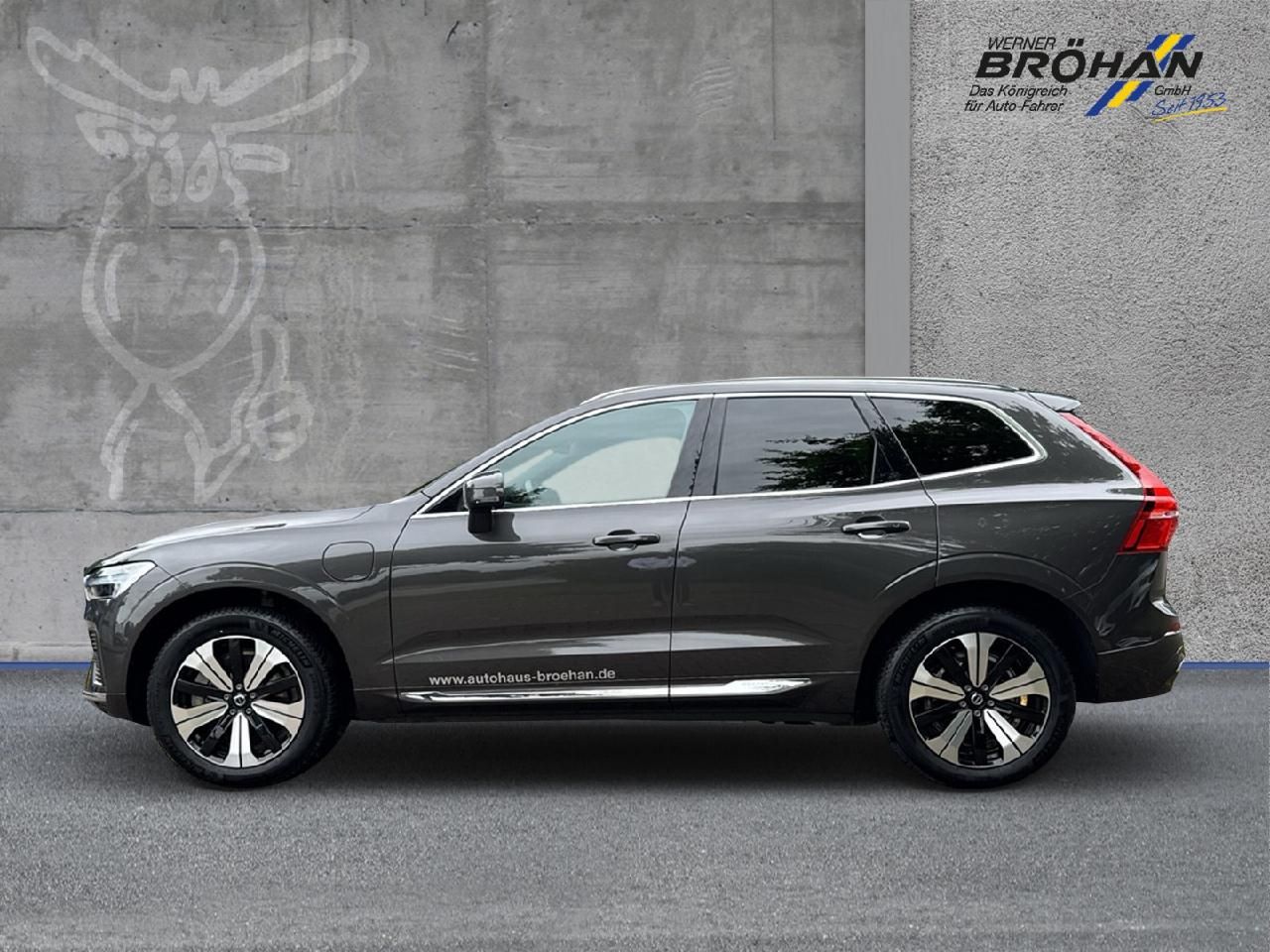 Fahrzeugabbildung Volvo XC60 T6 AWD Plus Bright Plug-In Hybrid