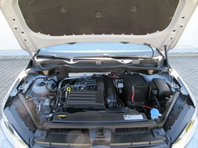 Golf Sportsvan 1.2 TSI Comfortline XENON+DLA/16-