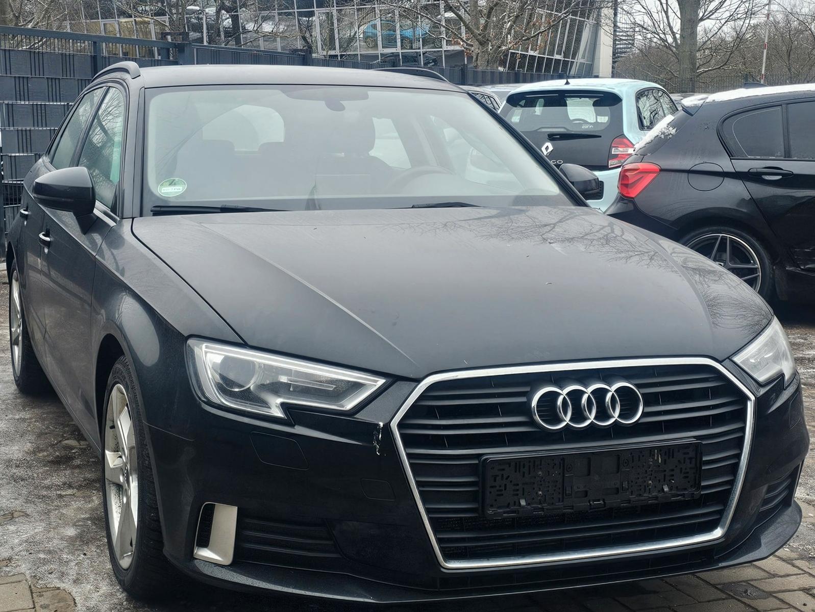 Audi A3 Sportback sport*MMI NAVI*XENON PLUS*ST/ST*