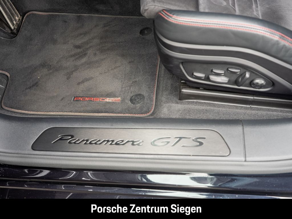 Porsche Panamera GTS