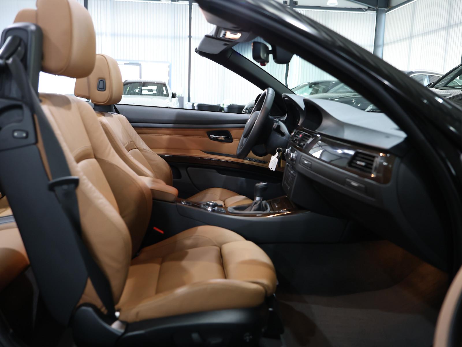 BMW 325i CABRIO SPORT SHADOW 1.HAND / BLACK & BROWN