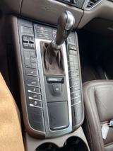 Porsche Macan GTS Porschezentrum gepflegt Garantie 5/26  - Porsche Gebrauchtwagen in Köln