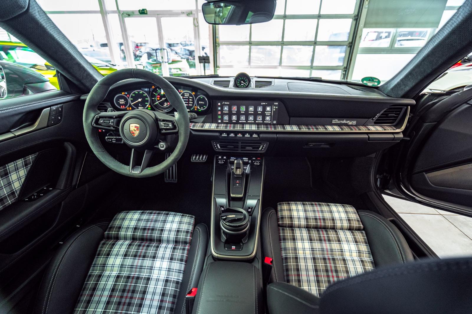 Porsche 911 Turbo 50 Jahre*Carbondach*Heritage*Burm*360°