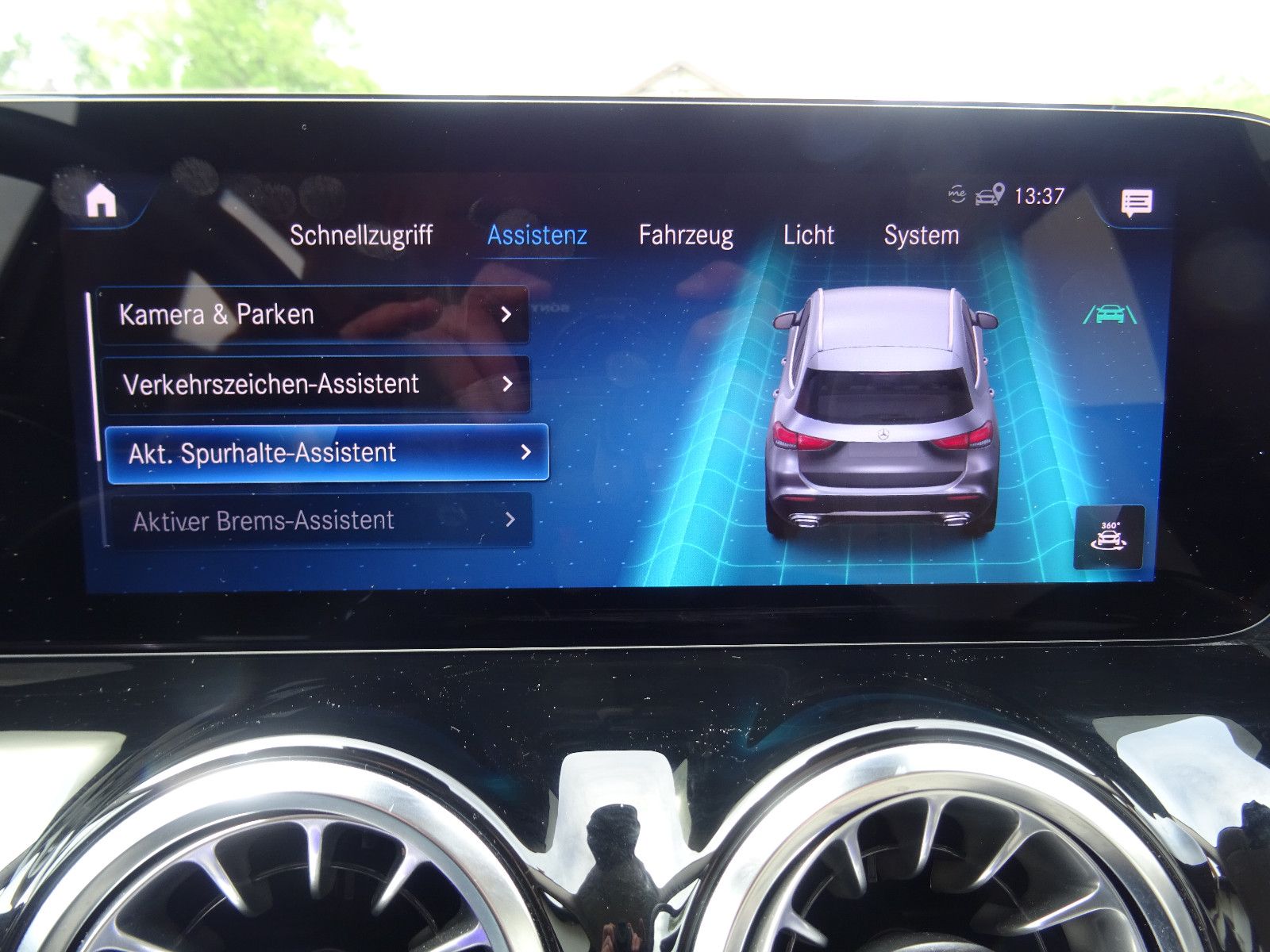 Mercedes-Benz GLA 180 Progressive Leder LED Temp Garantie foto 12