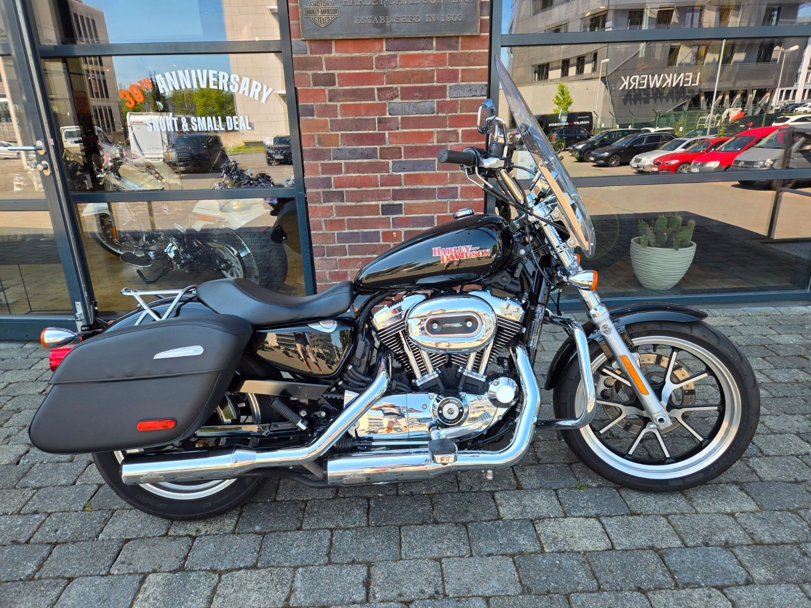 Harley-Davidson Sportster XL1200T Super Low mit J&H