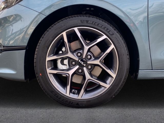 Fahrzeugabbildung Kia Ceed ULTIMATE EDITION 1.5 T-GDI DCT *STYLE-PAKET
