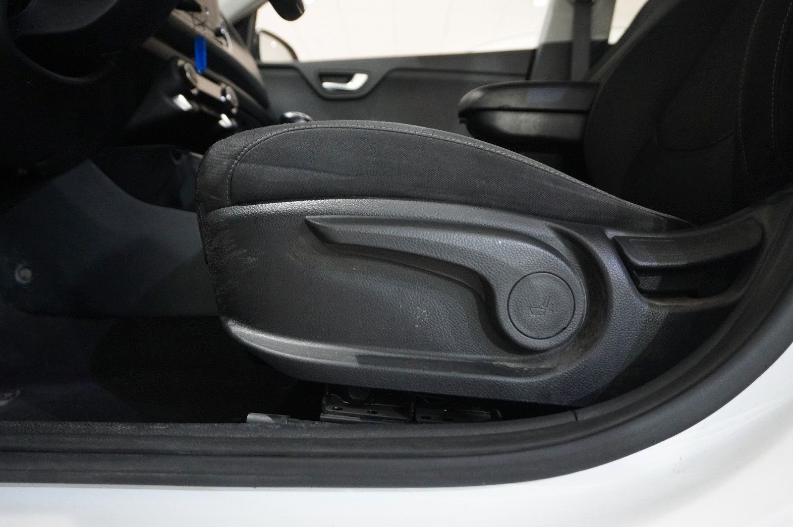 Fahrzeugabbildung Kia Rio 1.0 T-GDI SPIRIT 5-TÜR NAVI/LED/KAMERA/DAB+