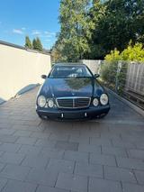 Mercedes-Benz Mercedes CLK 200 - Mercedes-Benz CLK 200 in Köln