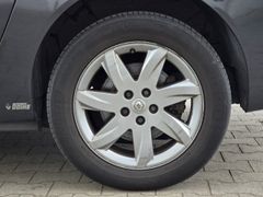 Fahrzeugabbildung Grand Espace IV Edition 25th 2.0 dCi  175 FAP 7