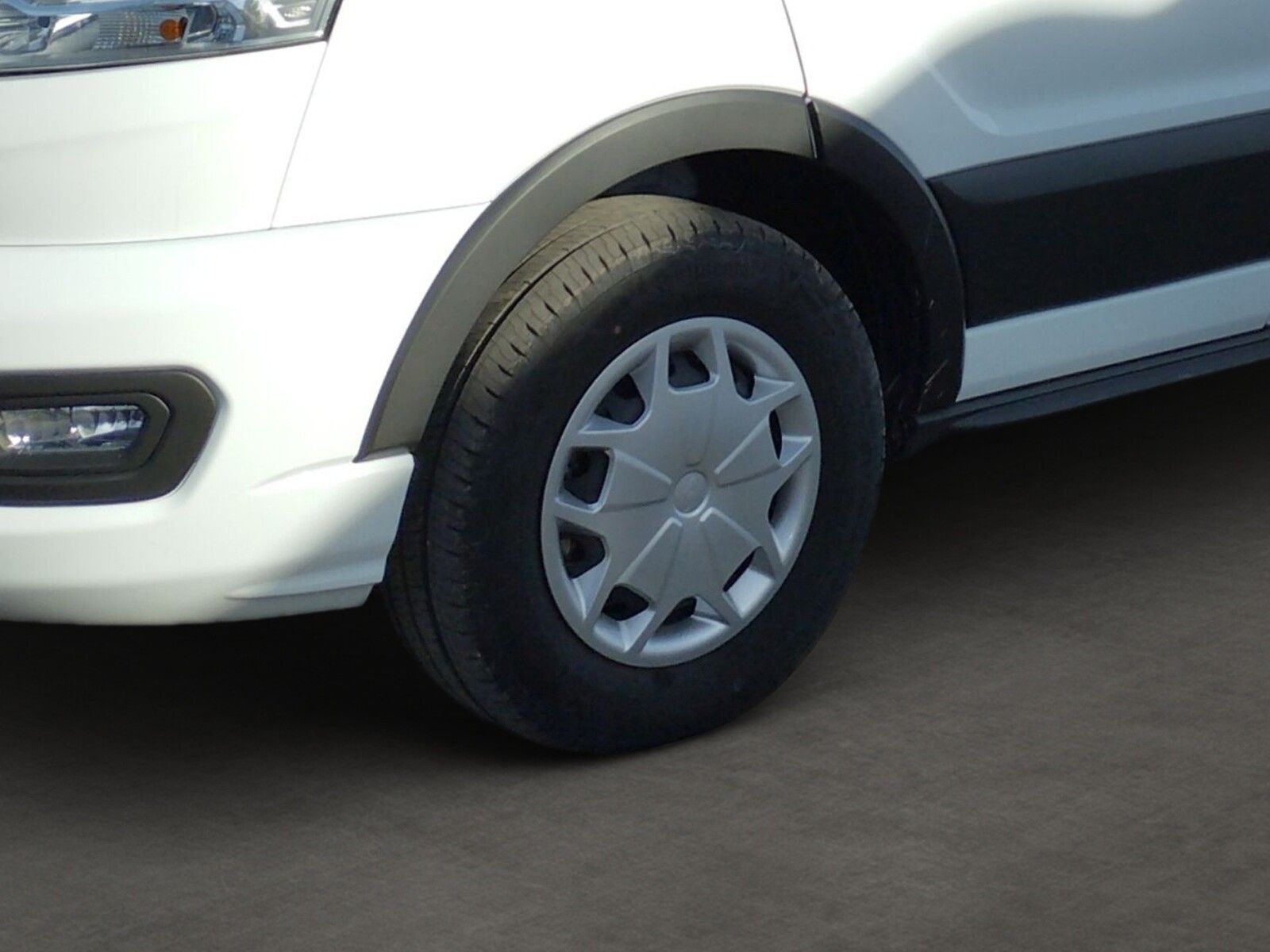 Fahrzeugabbildung Karmann Dexter 4x4 DE 560 AW Markise, Rückfahrkamera