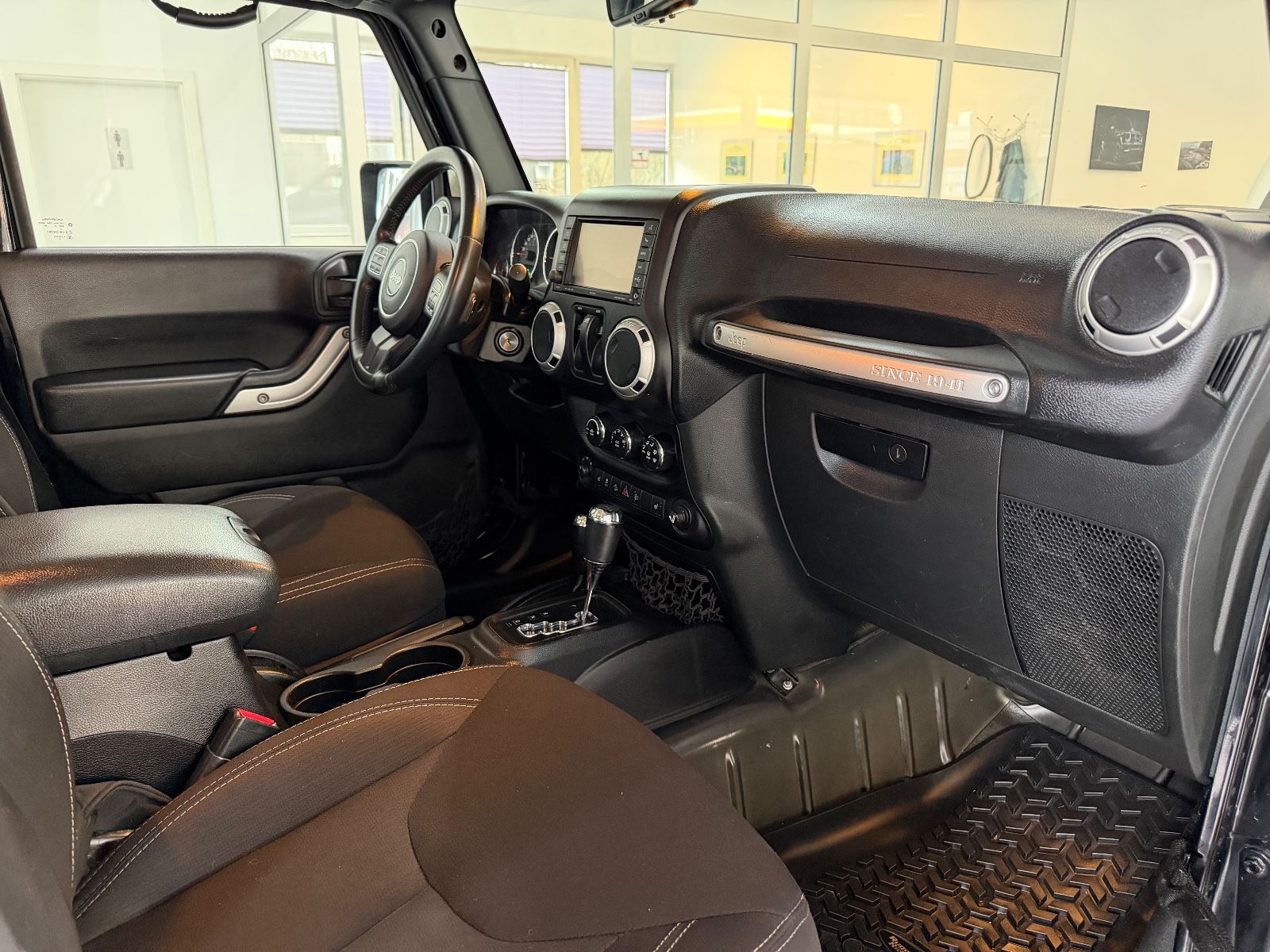 Fahrzeugabbildung Jeep Wrangler / Wrangler Unlimited Rubicon