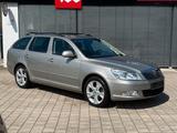 Skoda Octavia Combi Elegance 1.Hand/Xenon - Skoda Octavia: Kombi, Elegance