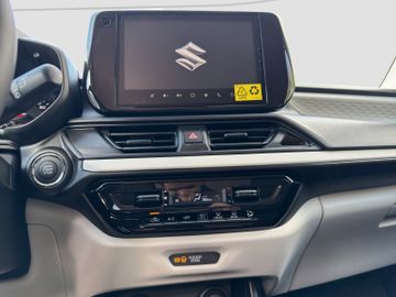 Fotografie des Suzuki Swift 1.2 Comfort Navi Kamera LED Sitzheizung