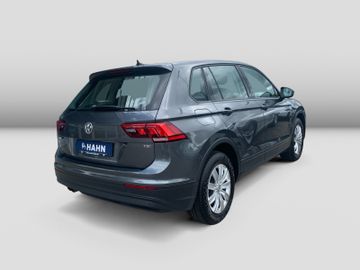 Volkswagen Tiguan - 4