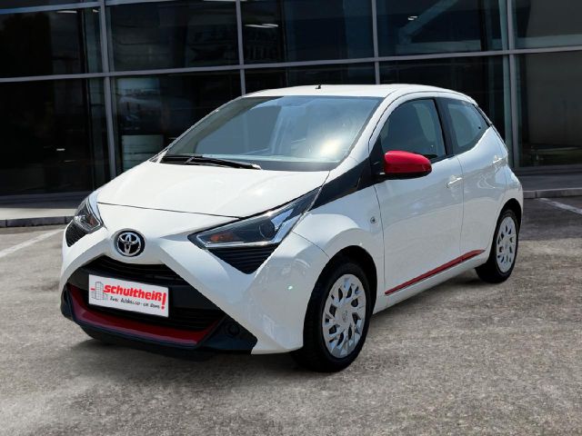 Toyota AYGO x-play