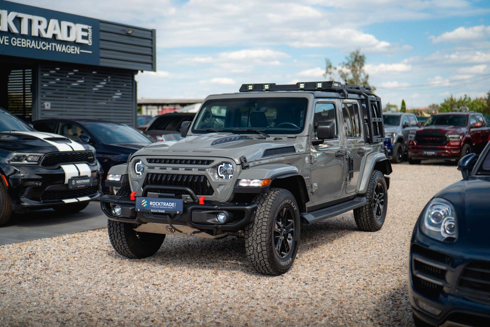 Fahrzeugabbildung Jeep Wrangler 2.0 T UNLIMITED SAHARA OFFROAD 4x4 LED