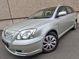 Toyota Avensis Combi 2.0D-4D /KLIMA/MFL - Toyota Avensis aus 2005 mit Diesel-Antrieb
