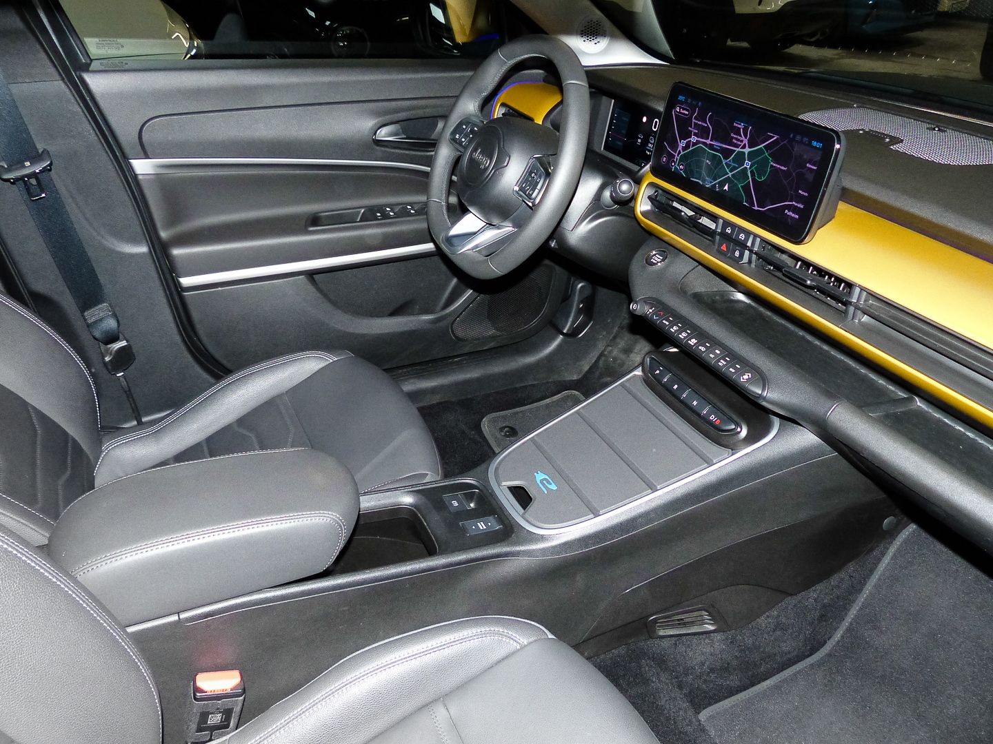 Jeep Avenger Summit Electric Navi Leder Digitales Coc imagem 3