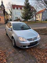 Volkswagen VW Golf 5 1.6er Benziner - Volkswagen Golf: 6er