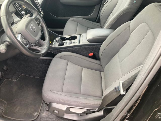 XC 40 D3 Momentum Pro AWD